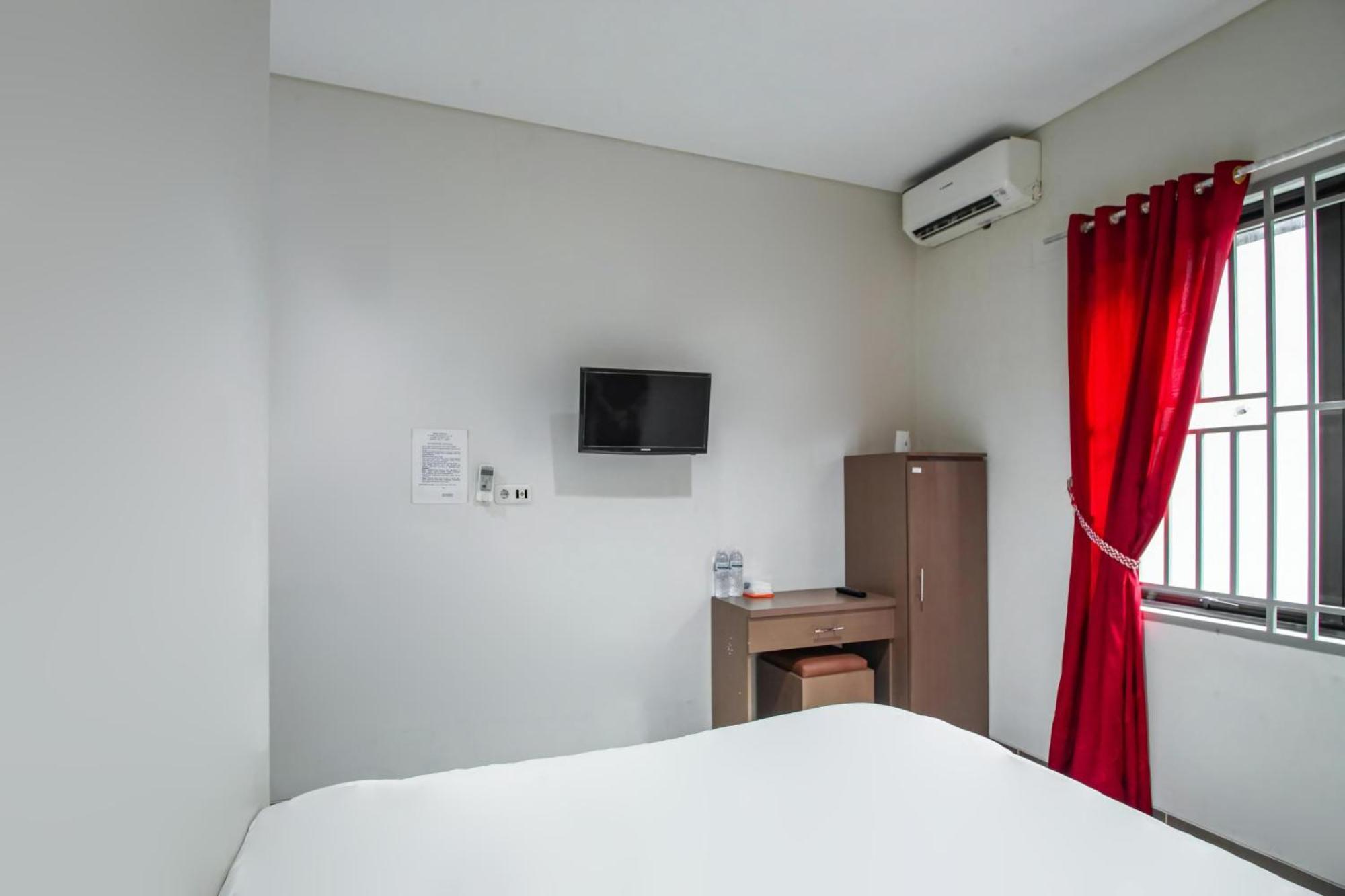 Capital O 93589 Hotel Wongso Syariah Pangkal Pinang Exterior foto